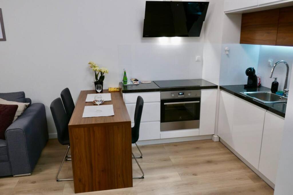 Sarmacka Apartment In Wilanow Varşovia Exterior foto